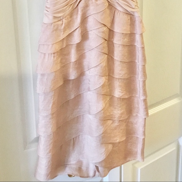 Gorgeous Soft Pink Dress with ruching - Picture 4 of 5